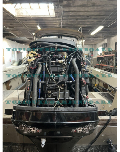 2010 Mercury 225HP Optimax DTS 2-Stroke 25”Outboard Motor - Very Good Condition 2010 Mercury 225HP Optimax DTS 2-Stroke 25”Outboard Motor - Very Good Condition