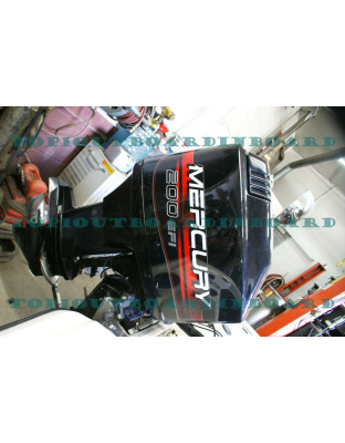 USED 1996 Mercury 200 EFI outboard motor 396 hours on motor.