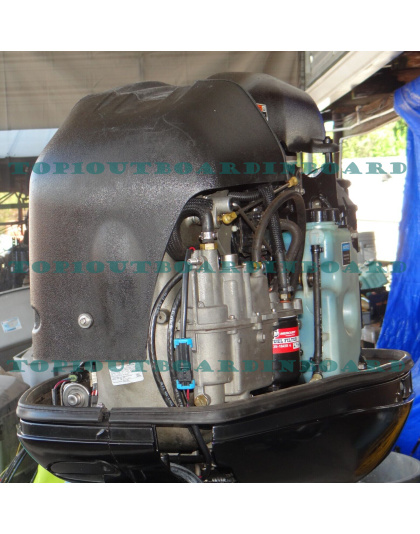 2004 Mercury 225 HP EFI 2 Stroke Outboard Motor For Sale  2004 Mercury 225 HP EFI 2 Stroke Outboard Motor For Sale