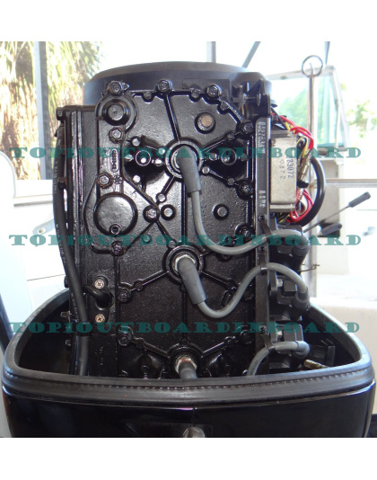 Used For good 2003 Mercury 90 HP Carbureted 2 Stroke Outboard Motor  Used For good 2003 Mercury 90 HP Carbureted 2 Stroke Outboard Motor