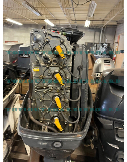 1999 Suzuki DT140 140 HP 2 Stroke Outboard Boat Motor Engine  1999 Suzuki DT140 140 HP 2 Stroke Outboard Boat Motor Engine