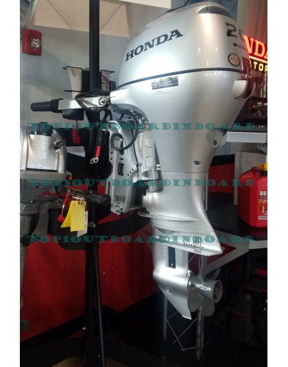 Honda BF20D3SHT 20 HP Portable Outboard Motor -  BRAND NEW