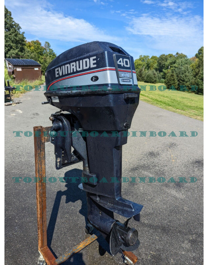  Evinrude 40 HP 2 Stroke Outboard 20 - Excellent Condition