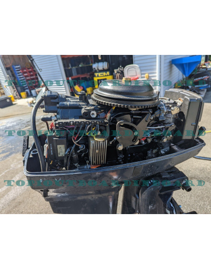  Evinrude 40 HP 2 Stroke Outboard 20 - Excellent Condition