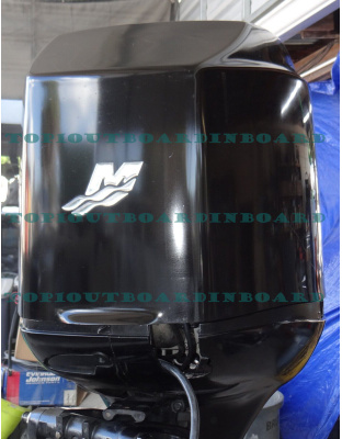  2004 Mercury 225 HP EFI 2 Stroke Outboard Motor For Sale