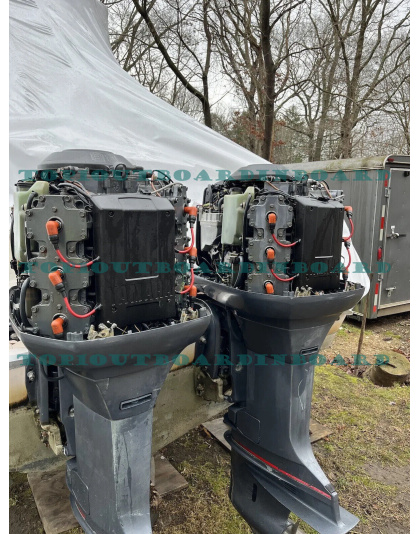  PAIR 1999 yamaha 250hp outboard motors -Great Condition