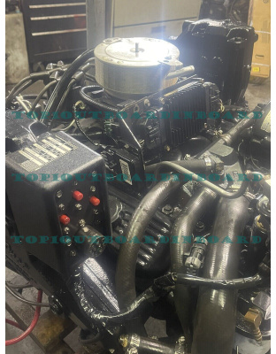Volvo Penta 5.0 GXI Fuel injected Marine Motor OEM FOR SALE!!