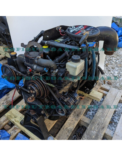 USED MERCRUISER 3.0 GEN 2 4 CLYNDER COMPLETE MARINE MOTOR ENGINE - FOR SALE!!